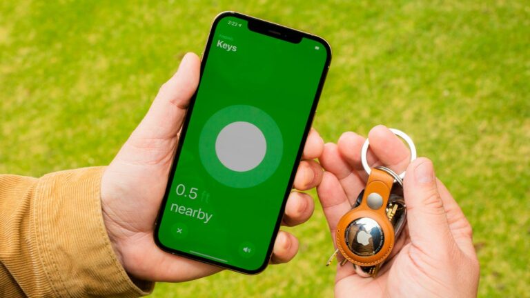 How to Find Out if Your Android Phone Is Being Tracked by an AirTag