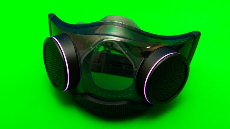 Razer Is Sending Out Checks for Its Falsely Labeled N95 Zephyr Masks