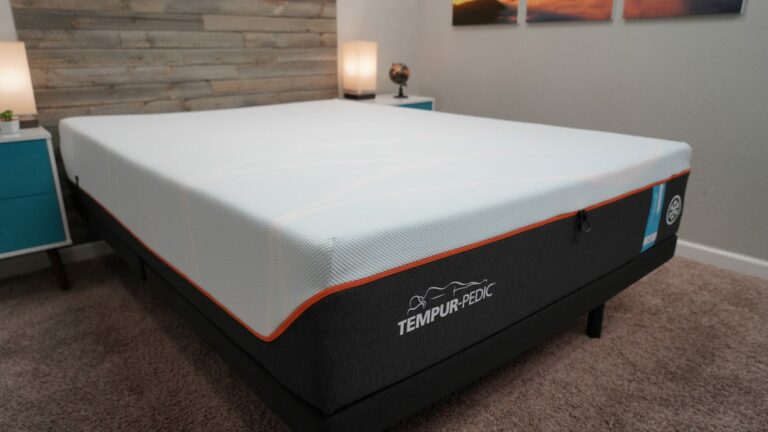 Sleep Better Tonight With a Squeaky Clean Mattress