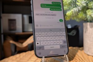 It’s Time For Us to Move on From the Green Bubble Drama With iOS 18