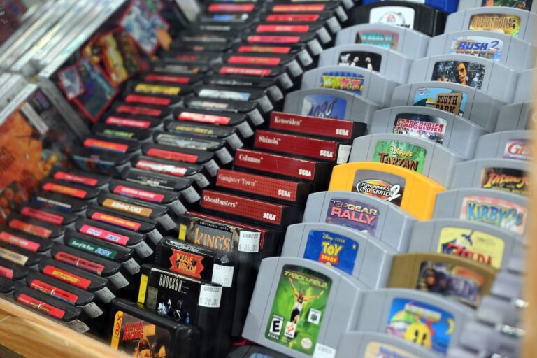 Feds Say You Don’t Have a Right to Check Out Retro Video Games Like Library Books