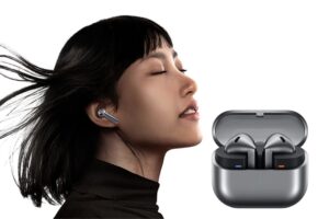 Get Festive with Samsung’s Gift of Galaxy Buds3 for Just $37 After Trade-In