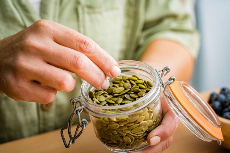 What Happens to Your Body When You Eat Pumpkin Seeds