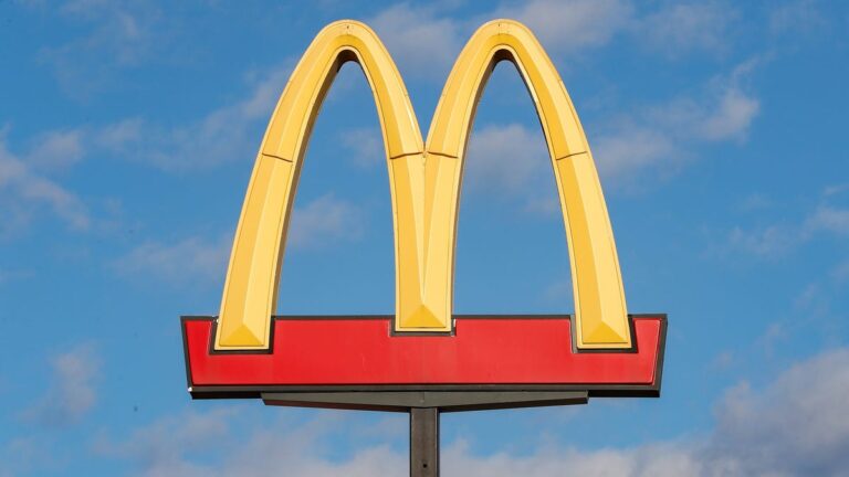 Everything to Know About the Deadly McDonald’s E. Coli Outbreak