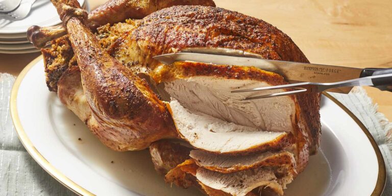 The Only Way to Carve a Turkey, According to an Expert