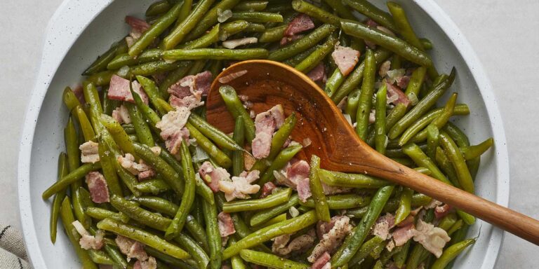 My Mom’s Secret Ingredient Instantly Elevates Canned Green Beans