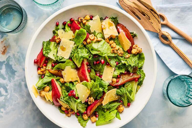 This Easy Fall Salad Deserves a Spot in Your Thanksgiving Spread—and in Your Weeknight Dinner Rotation, Too!