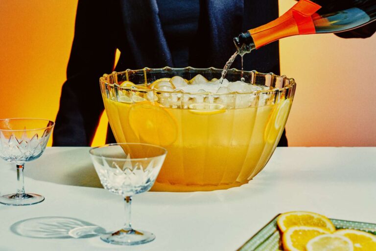 5 Large Batch Cocktail Tips From Bar Pros