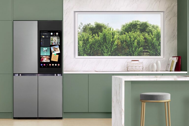 Samsung Bespoke Refrigerator Is Cheaper Than the Latest MacBook Pro, Thanks to Black Friday