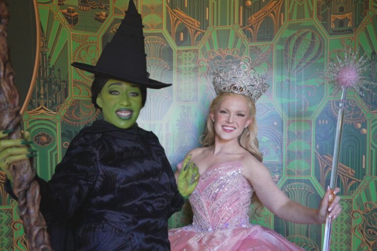 You Can Meet Elphaba and Glinda at Universal Studios Orlando’s Wicked Experience