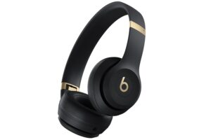 It’s Not Free, but the Discount on the Beats Solo 4 is Really Massive for Black Friday