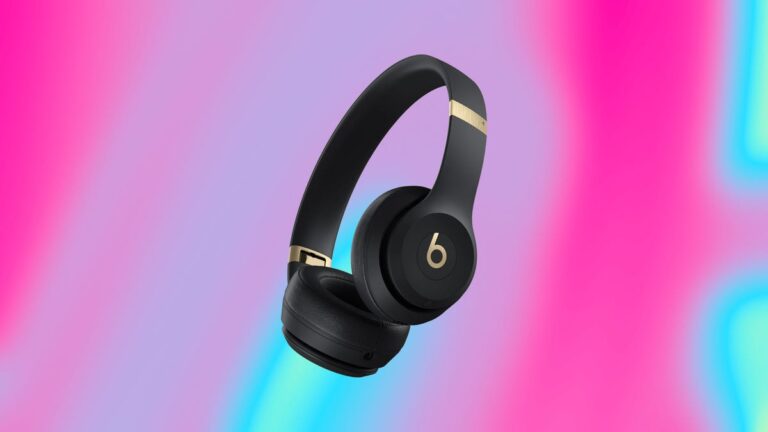 Beats Solo 4 Headphones at an All-Time Low of $100? This Black Friday Deal Sounds Pretty Good