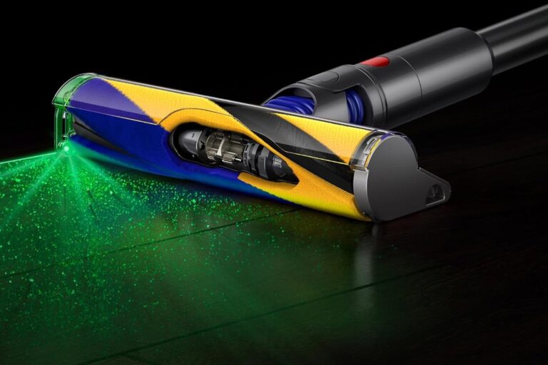 This Dyson’s Laser Vacuum Destroys Dust And Debris, And Amazon Has it on Sale For Black Friday