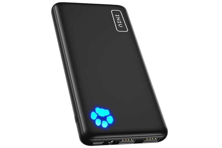 This 10,000 mAh Power Bank Is 40% Off on Amazon, One of Our Top Choices For Early Black Friday