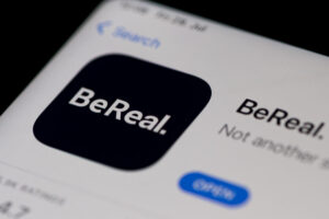 BeReal accused of annoying users into sharing their data