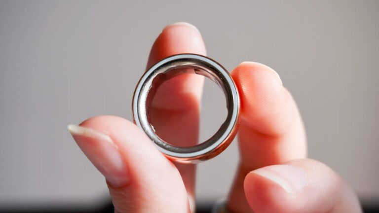 ZDNET’s product of the year: Why Oura Ring 4 bested Samsung, Apple, and others in 2024