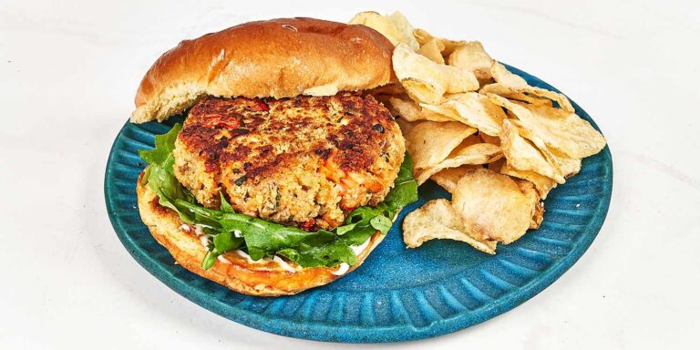 The Best Salmon Cakes Recipe