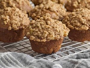 Apple Cinnamon Muffins – Budget Bytes