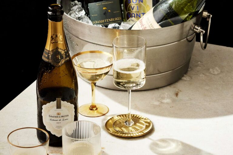 The 9 Best Sparkling Wines Under $30 to Buy Now