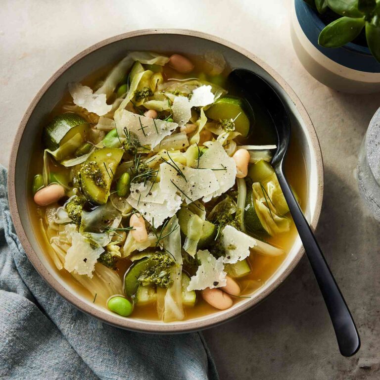 15+ High-Fiber Vegetarian Soup Recipes