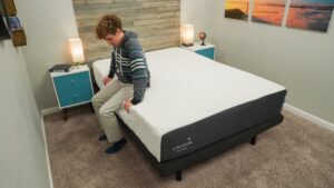 Cocoon Chill Hybrid Mattress Review 2024: Chilling Out on Sealy’s Supportive Online Bed