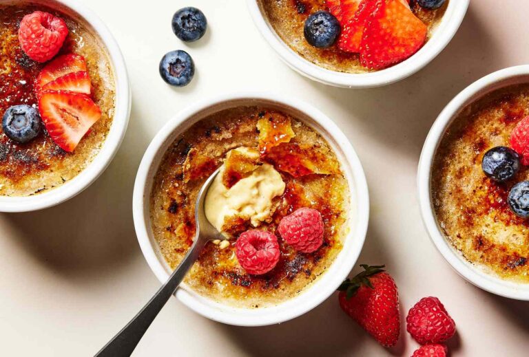 Crème Brûlée Baked Oatmeal