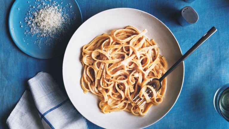 Fettuccine Alfredo Recipe | Epicurious