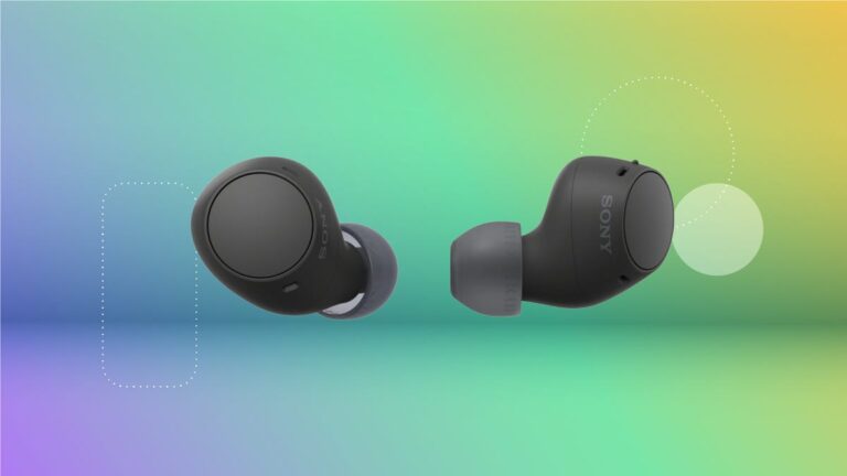 There’s Still Time to Get These $38 Sony Earbuds Before Christmas, if You Order Now