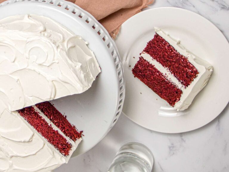 How to Make a Bakery-Worthy Red Velvet Cake