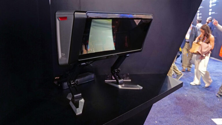 Breylon’s immersive display is the TARDIS of monitors