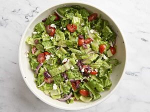 Greek Salad – Budget Bytes