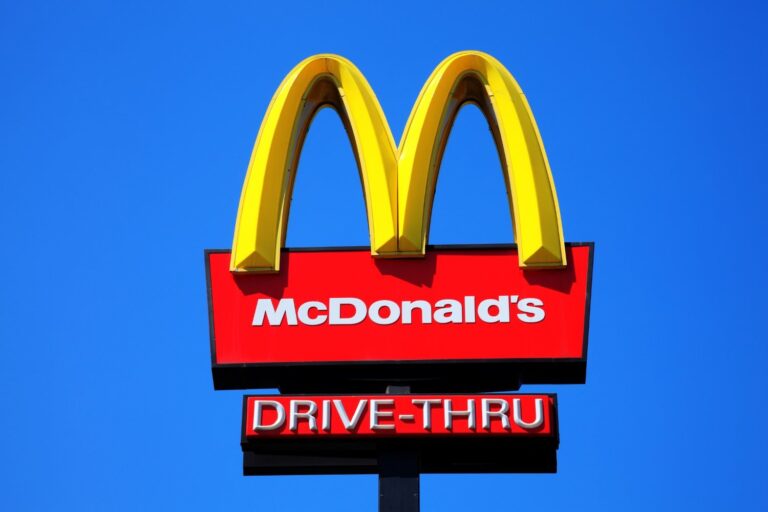 FDA Cites Dirty Equipment, Poor Sanitation at McDonald’s Onion Supplier After E. Coli Scare