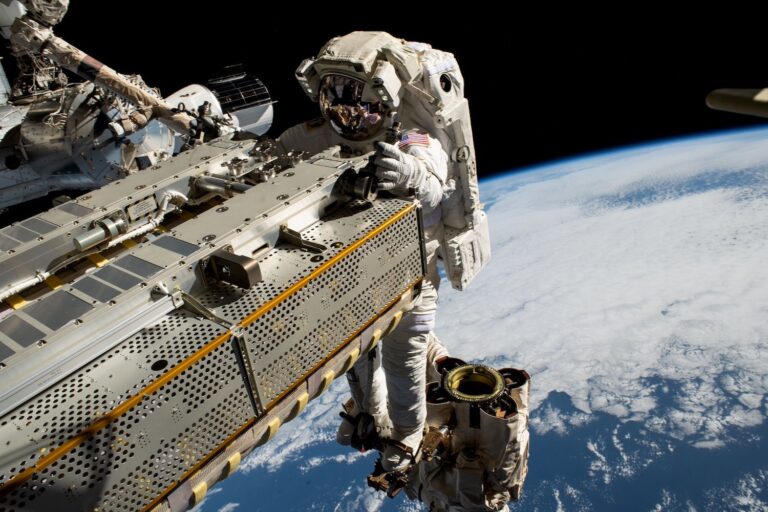 After Long Hiatus Over Faulty Spacesuit, NASA Plans Back-to-Back ISS Spacewalks