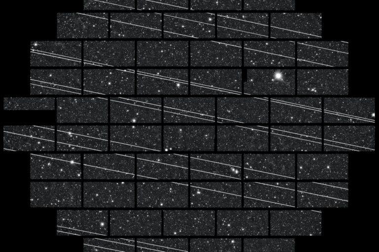 SpaceX Tests Lower Satellite Orbits to Stop Starlink From Ruining Telescope Images