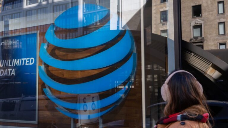 AT&T promises bill credits for outages (see fine print, many exceptions apply)