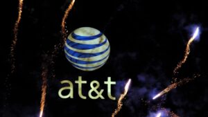 AT&T Says It Will Now Credit You for Outages and Long Customer Service Wait Times