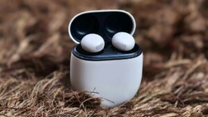 These Google Pixel buds have replaced over-ear headphones for me when traveling – here’s why