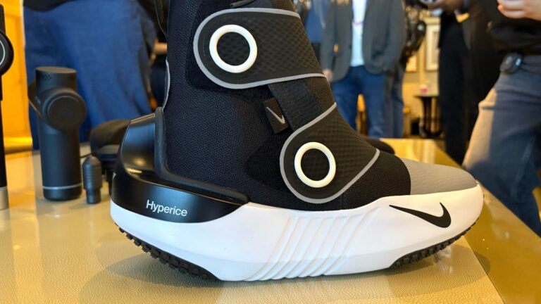 Nike’s Prototype Shoes Squeezed and Heated Our Weary Feet at CES 2025. Here’s What They Feel Like