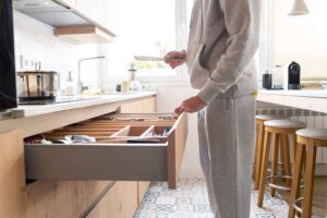 This Kitchen Drawer Organizer Keeps Your Food Wraps Tidy