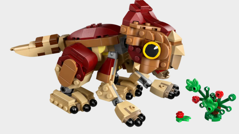 New baby Lego Jurassic World dino has not a single thought behind its eyes