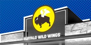 Buffalo Wild Wings Brought Back an Epic Deal That Feels Like Stealing