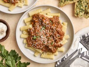Classic Italian Rich Bolognese Sauce