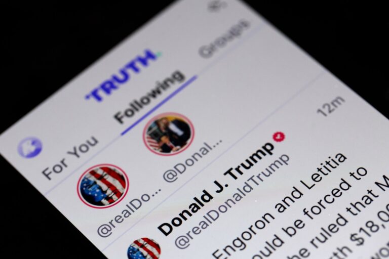 Trump May Finally Move to Cash Out His $2 Billion Stake in Truth Social