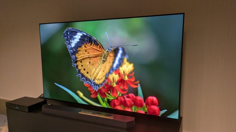 Samsung reveals US OLED TV prices, and surprise, surprise, it undercuts LG’s prices