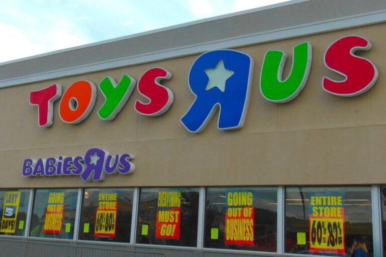 Toys ‘R’ Us Is Getting a Movie