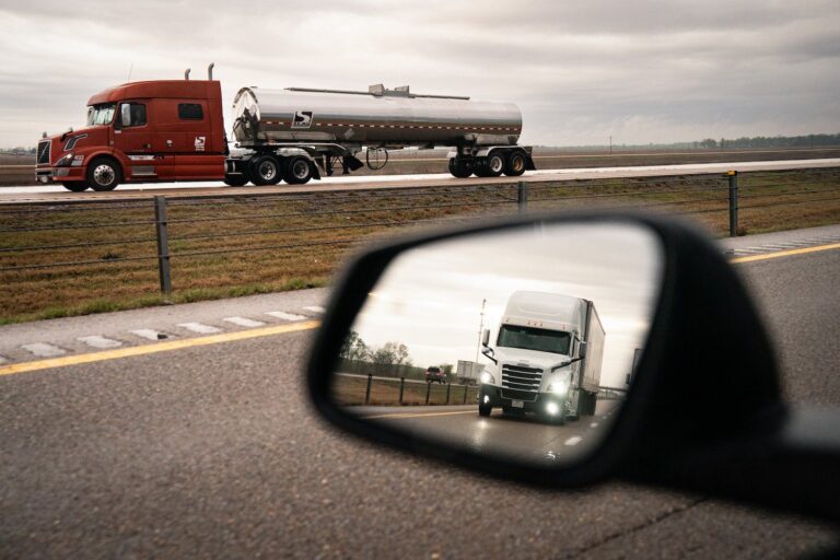 Driverless Semi-Trucks Are Coming Soon to a Highway in Texas